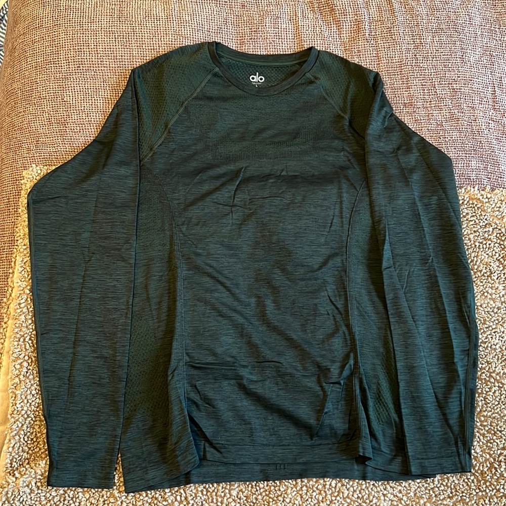 Alo Long Sleeve Shirt - Like New